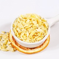 Volledig natuurlijke, zonder toevoegingen, gevriesdroogde mangodruppels voor private label snacks en gezondheidsvoeding productie. Gefreeze-droogde mangodruppels.