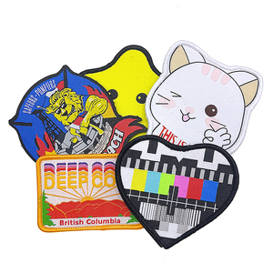 カスタムデザイン刺繍パッチ耐久性ポリエステルアイロン織りラベルアパレル靴バッグカスタマイズ可能なバッジ - Product Image 2