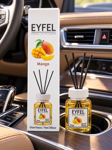 Diffuseur de parfum EYFEL Fraise 120ml en verre pour bureau, désodorisant d'ambiance avec bâtonnets noirs - Product Image 2