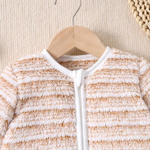 Venta al por mayor de ropa de dormir para niños recién nacidos, camisón de bebé, saco de dormir para bebés, vestido de bebé de Bambú - Product Image 4