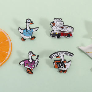 Tıbbi kaz emaye Pin komik kaz doktor stetoskop şırınga karikatür <span class=keywords><strong>X</strong></span> <span class=keywords><strong>Ray</strong></span> kaz broş yaka rozeti takı hediye toptan - Product Image 2