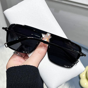 Lunettes de soleil unisexes YC2108, monture noire en métal TR, verres TAC, protection UV400, type 3, pour la conduite, la randonnée en plein air - Product Image 3