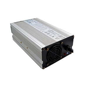 <span class=keywords><strong>Caricabatterie</strong></span> UY600 12V 25A per Batterie al Piombo-Acido <span class=keywords><strong>Caricabatterie</strong></span> <span class=keywords><strong>12</strong></span> <span class=keywords><strong>Volt</strong></span> - Product Image 3