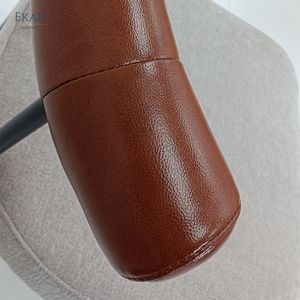 كرسي طعام خطي من EKAR بتصميم عصري بسيط مصنوع من القماش للاستخدام المنزلي وفي البارات - Product Image 2