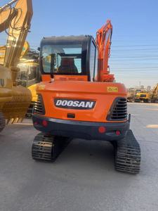 Doosan-Excavadora de ruedas de motor de núcleo original, casi nueva, 15 toneladas, funcionamiento máximo de 3 toneladas, motor de bomba Doosan Shanghai - Product Image 5
