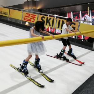 Máquina de correr de esquí profesional Simulador de esquí interior Pista de esquí sin fin para snowboard - Product Image 2