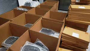 Paleta <span class=keywords><strong>de</strong></span> Pickleball <span class=keywords><strong>Hyperion</strong></span> Pro IV <span class=keywords><strong>de</strong></span> Alto Rendimiento que Cumple con <span class=keywords><strong>los</strong></span> Estándares <span class=keywords><strong>de</strong></span> la USAPA y la UPA-A con Tecnología <span class=keywords><strong>de</strong></span> Espuma TFP y Borde <span class=keywords><strong>de</strong></span> Espuma EVA. - Product Image 6