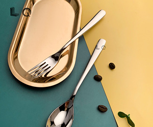 Ensemble de couverts <span class=keywords><strong>en</strong></span> acier inoxydable poli miroir style tendance avec cuillère, fourchette et <span class=keywords><strong>couteau</strong></span> pour cadeaux d'affaires - Product Image 3
