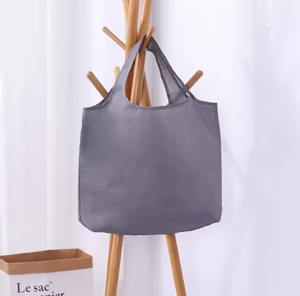 Sac fourre-tout en tissu Oxford personnalisé avec logo, grande capacité, léger, écologique, pliable et réutilisable - Product Image 1