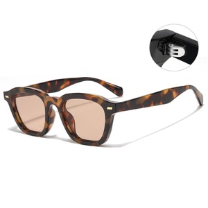 Nouveauté Lunettes de soleil de luxe pour hommes et femmes Cadre carré Lunette de soleil de créateur avec verres UV400 - Product Image 4