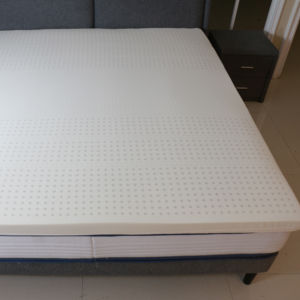 200*200*7.5cm King Size thaïlande latex naturel surmatelas <span class=keywords><strong>matelas</strong></span> <span class=keywords><strong>anti</strong></span>-<span class=keywords><strong>acariens</strong></span> <span class=keywords><strong>matelas</strong></span> de massage - Product Image 1
