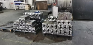 Good Quality <strong>Hydraulic</strong> Rock Breaker Hammer Spares <strong>Parts</strong> <strong>Hydraulic</strong> Hammer Piston Throught Bolt Side Bolt