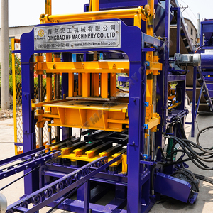 Machines pour matériaux de construction Machine à briques QT4-16 automatique pour la fabrication de blocs béton à interverrouillage - Product Image 4
