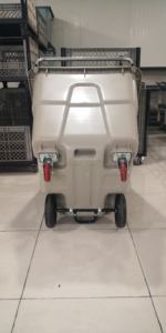 गर्म बिक्री मटी-कार्यात्मक औद्योगिक प्लास्टिक टिल्ट ट्रक 1/2 घन यार्ड 850 एलबीएस भार क्षमता के साथ भंडारण ट्रॉली - Product Image 3