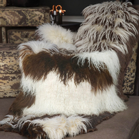 Housse de coussin en fourrure d'agneau de Mongolie, blanche, motif tacheté naturel, douce et confortable, décoration d'intérieur de luxe, housse de coussin