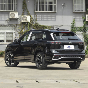 V W 2026 <span class=keywords><strong>Tiguan</strong></span> L PRO 380TSI 4WD <span class=keywords><strong>R</strong></span>-Line Smart Premium Edition 5 puertas 5 plazas ACC Turbo Midsize SUV 7 velocidades DCT Car - Product Image 4