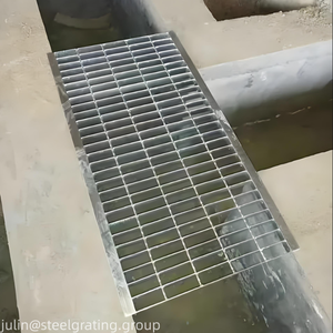 Prix usine Couvercle de tranchée en acier Caillebotis en acier de haute qualité Couvercle de fossé <span class=keywords><strong>Grille</strong></span> en acier galvanisé pour allée à usage intensif - Product Image 3