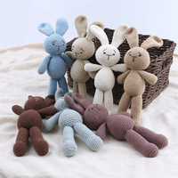 Vente en gros de jouets de bébé en peluche lapin de Pâques Amigurumi fait main personnalisé crochet pour enfants et nouveau-nés
