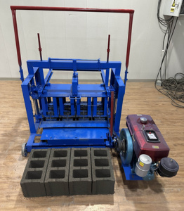 Venta Directa de Fábrica: Máquina para Fabricar Bloques de 2-45 cm, Portátil, para la Producción de Ladrillos - Product Image 4