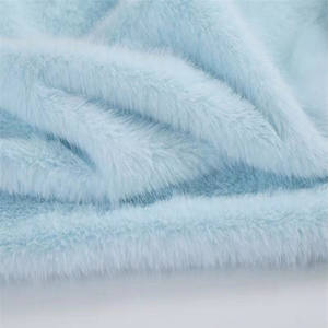 قماش فائق النعومة مبيع بالجملة فرو صناعي فاخر لمعطف النساء ، جاكيت أنيق ملحق - Product Image 3