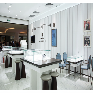 Vitrine de bijoux au design personnalisé de luxe Armoire pour boutique de détail Décoration intérieure Meubles sur mesure - Product Image 1