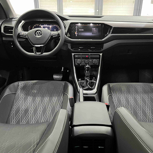 Voitures d'occasion à prix avantageux, Volkswagen VW <span class=keywords><strong>T</strong></span>-<span class=keywords><strong>CROSS</strong></span> 1.4T automatique essence, SUV moyen, faible kilométrage, excellent état, en stock - Product Image 4