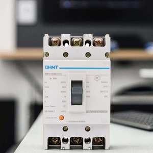 <span class=keywords><strong>Chint</strong></span> เคสพลาสติกสำหรับตัดวงจรเคสพลาสติก <span class=keywords><strong>NM1</strong></span> 125A 100A 63A 16A ป้องกันการรั่วซึม - Product Image 4