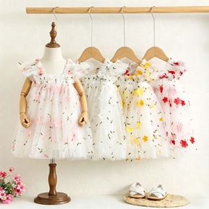 Robe pour fille enfant sans manches à volants brodée de fleurs 3D, coupe confortable pour les occasions quotidiennes, décontractées, de fête ou de vacances - Product Image 3