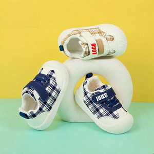 Chaussures pour enfants personnalisées, baskets pour enfants, chaussures de sport d'hiver pour filles, chaussures décontractées noires et roses pour enfants, chaussures à fleurs pour filles - Product Image 1