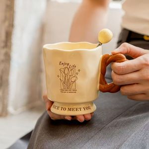 Tasses à café en grès brillant de haute qualité personnalisées, design floral rétro, cadeaux d'affaires, compatibles lave-vaisselle et micro-ondes, pour boissons chaudes - Product Image 1