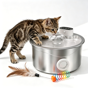 Bebedero para Mascotas de Acero Inoxidable de Alta Calidad, Componentes Lavables, Dispensador con Protección Antideshidratación - Product Image 1