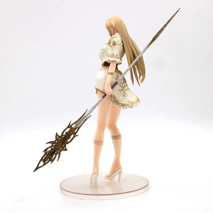 Figurine PVC 1/7 de Mage Féminin Elfe Blanc Tenant un Écusson, Série Cute Things Museum Trading Lineage 2 - Product Image 3