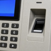 Máquina de Control de Asistencia con Huella Dactilar y Contraseña, 1000 Usuarios, Descarga por USB, Precio Económico para Reloj Checador de Personal de Oficina