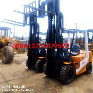 Chariot élévateur diesel à combustion interne d'occasion Japan TCM FD30 avec une hauteur de levage de 3 m pour travaux de construction - Product Image 3