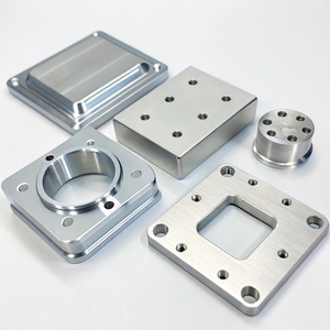 Pièces en aluminium usinées CNC, pièces mécaniques en aluminium anodisé, composants métalliques multicolores - Product Image 4