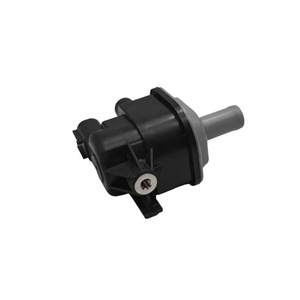 Válvula Solenoide del Canister de Carbón Mazda 136200-7230 PE0118751 12V DC Válvula de Control de Gas - Product Image 1