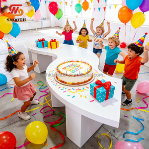 Mesa Redonda de PVC Acrílico Blanco con Diseño Clásico SMOOTH, Forma de S, para Niños, Adultos, Bodas, Hoteles y Eventos - Product Image 1