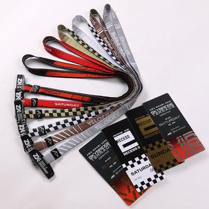 Özel İşlemeli QR Kodlu Etkinlik Kartı Seri Numaralı VIP Rozeti - Product Image 1