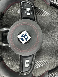 Volant sport en fibre de carbone compatible avec Volkswagen <span class=keywords><strong>Golf</strong></span> 4 5 6 <span class=keywords><strong>7</strong></span> 8 GTI <span class=keywords><strong>R</strong></span> MK5 MK6 MK7 MK8 <span class=keywords><strong>2017</strong></span>, mise à niveau du modèle ancien vers le nouveau modèle - Product Image 5