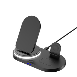 Station de charge sans fil 3-en-1 HiTao 15W rapide avec veilleuse pour téléphone, montre et écouteurs - Product Image 2