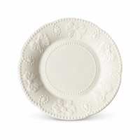 Assiette à dîner en céramique vintage de 8 pouces avec nœud en relief, bord ondulé perlé blanc, assiette à dessert et à salade en porcelaine pour la décoration de table à la maison