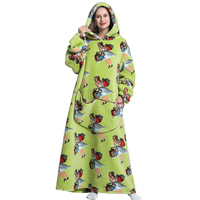 Couverture longue à capuche en velours imprimé Shu, moderne et confortable, 100 % polyester, motif dessin animé, à porter, idéale pour l'hiver, vente en gros
