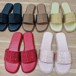 Ciabatte da <span class=keywords><strong>Donna</strong></span> con Punta Aperta, Suola Morbida in <span class=keywords><strong>Pelle</strong></span>, Design con Diamanti, Infradito da Spiaggia di Tendenza - Product Image 1