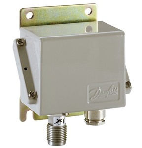 Plc 084g2209 <span class=keywords><strong>Emp</strong></span> 2 3/8- untuk Produk Bergaransi - Product Image 1