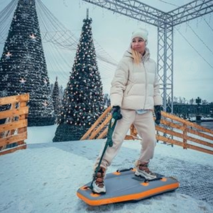 Planche de ski gonflable DWF pour sports d'hiver en plein air, traîneau à neige portable parfait pour le plaisir de la famille - Product Image 1