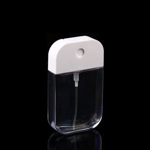 Bouteille de parfum rechargeable de désinfectant pour les mains portable de 35ml 45ml 50ml avec carte de crédit bouteille de pulvérisation de brume fine avec porte-clés - Product Image 4