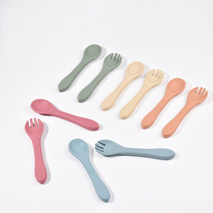 Juego de Cuchara y Tenedor de Silicona Ecológicos para Bebés, Libres de BPA, Reutilizables, Portátiles, para Niños Pequeños, Vajilla Infantil - Product Image 2