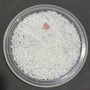 Grade Hdpe blanc vierge de moulage par soufflage 5502 granules pour la fabrication de bouteilles - Product Image 1