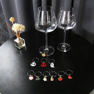 النبيذ الأشياء مخيف رسمت النبيذ سحر تصب حول الجذعية متعدد الألوان هالوين حلقات تزيين للكأس علامات الكلمات KD2191