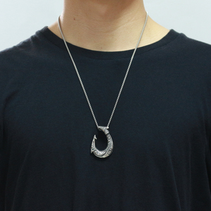 Vente en gros de bijoux vikings personnalisés pour hommes, pendentif en acier inoxydable à motif celtique, collier avec pendentif en forme d'hameçon - Product Image 6